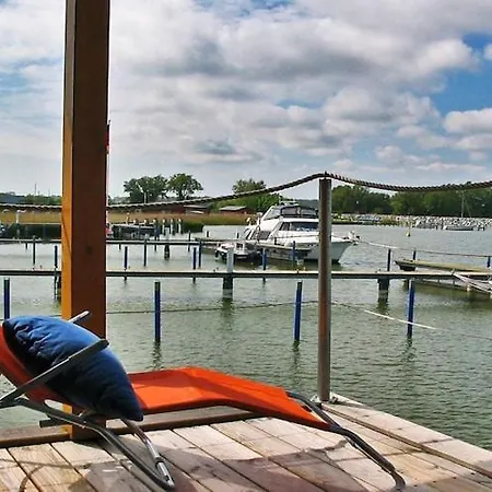 Hausboot In Am Barther Bodden * Barth